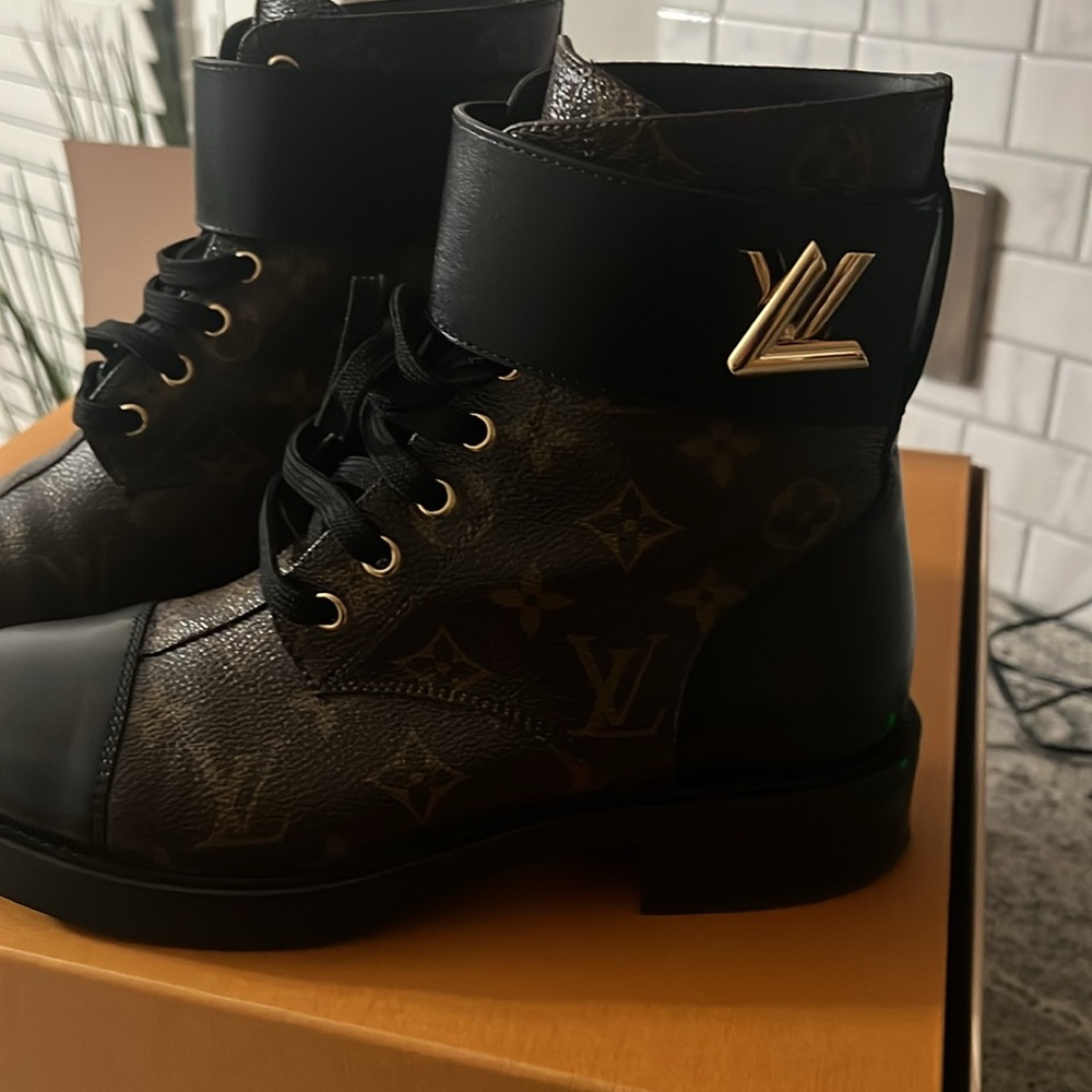 Wonderland Louis Vuitton Ranger Boots - Picture 3 of 8